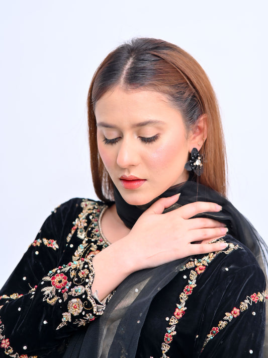 Noor-e-Siyah Couture